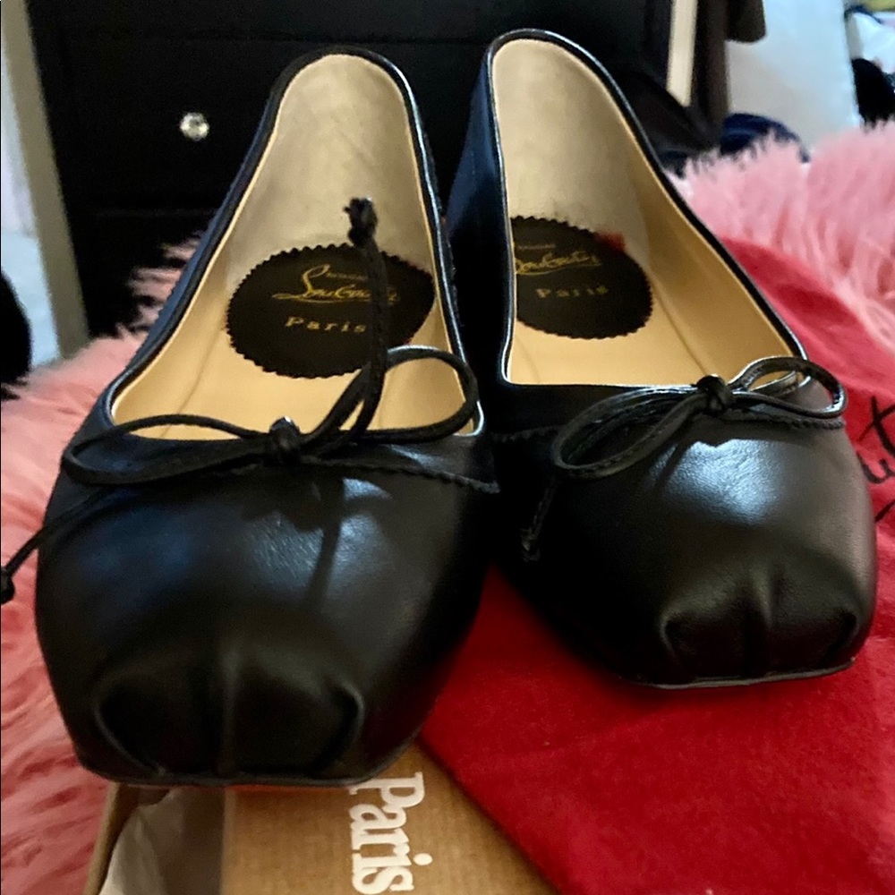 Authentic Christian Louboutin
Mamadrague Square-Toe Leather Ballet Flats-